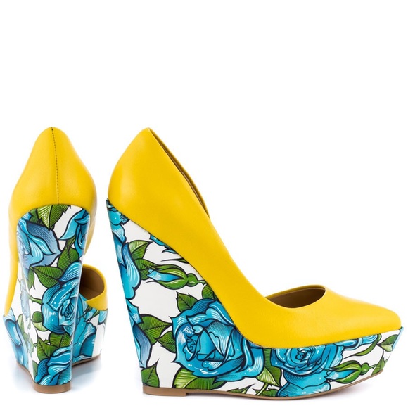 Taylor Says Bonafide yellow blue floral print open side pointed platform wedge - Picture 2 of 10